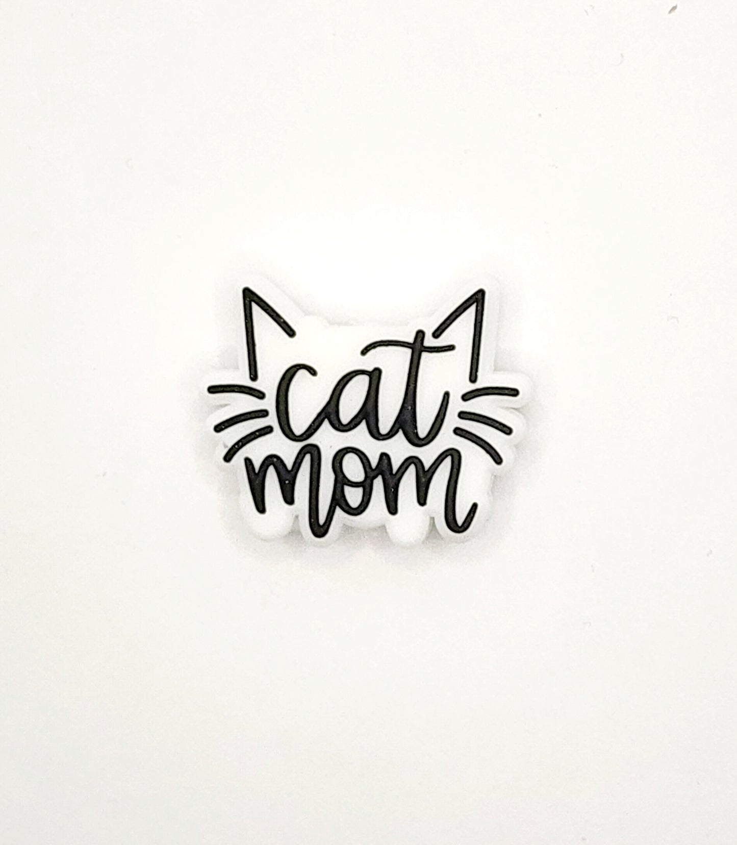 CAT MOM