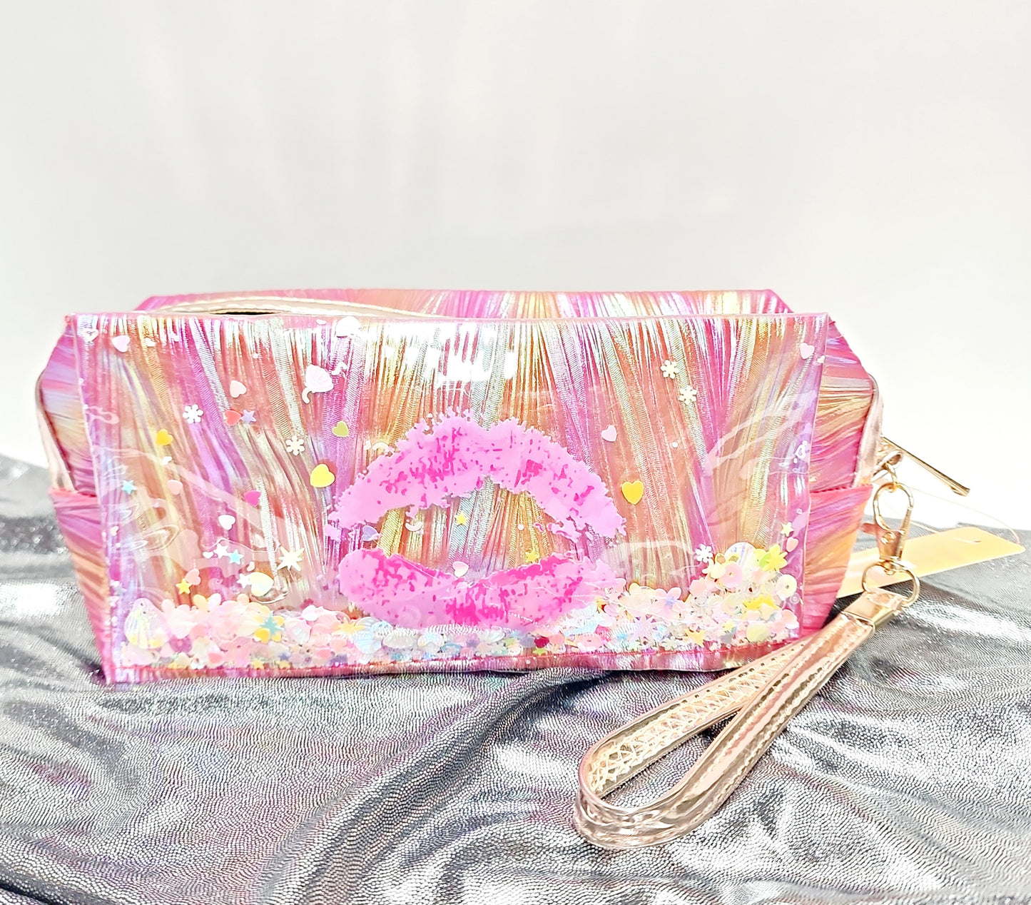 GIVE ME LIP WRISTLET BAG